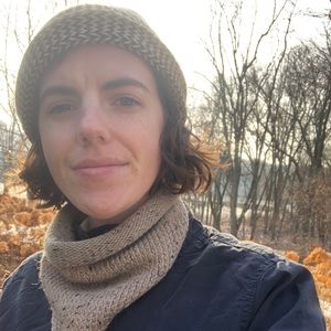 Meet your Posher, Caitlin